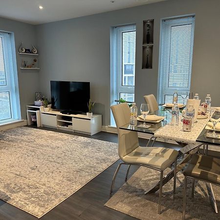 Abba Views Appartement Londen Buitenkant foto