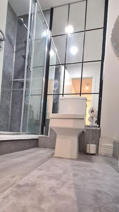 Abba Views Appartement Londen Buitenkant foto
